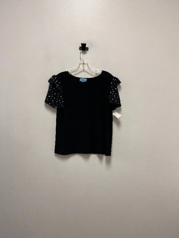 Top Short Sleeve By Cece In Black, Size: L