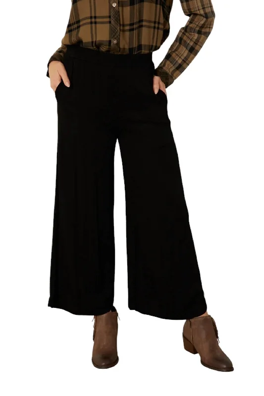 Better Days Wide Leg Pants In Black